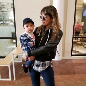 Meet your Posher, Suzanne